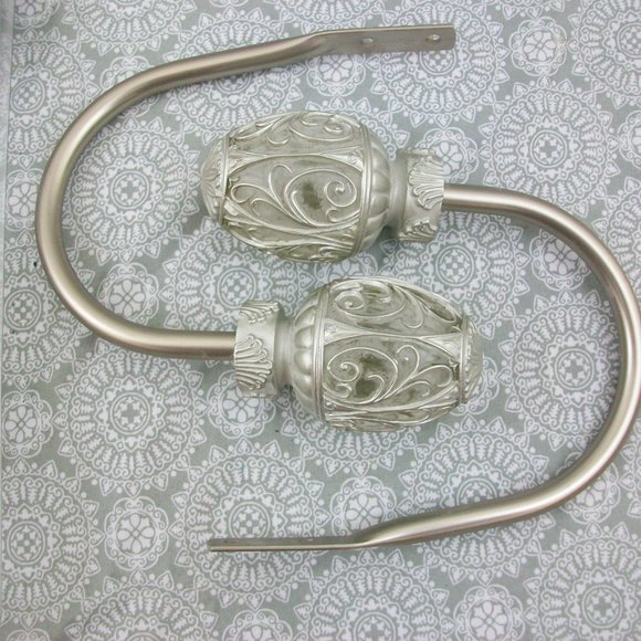 ChrisMadden jcp home Set of Four Holdbacks - Picture 2 of 6